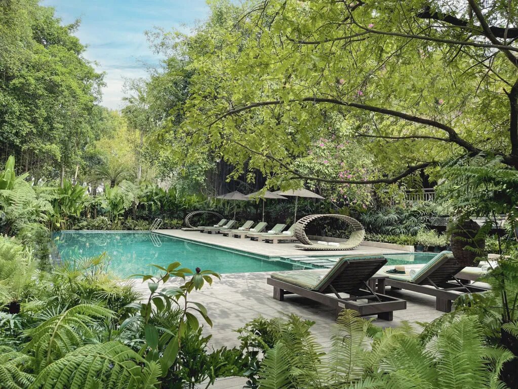 An Lam Retreats Saigon River